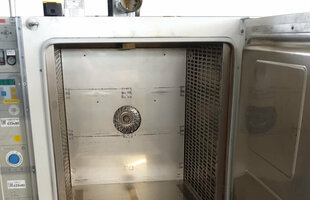 Heraeus temperature and drying cabinet UT 6200